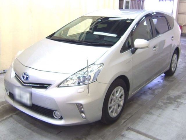 72065 TOYOTA PRIUS ALPHA ZVW41W 2012 г. (TAA Tohoku)